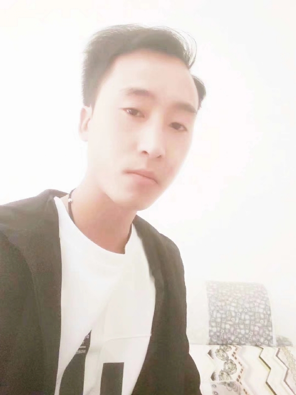 萧艺的第一张照片--昆明交友中心