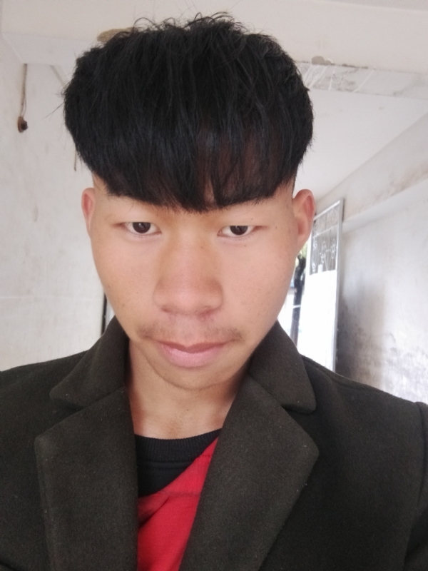 少年不在少的第一张照片--昆明交友中心