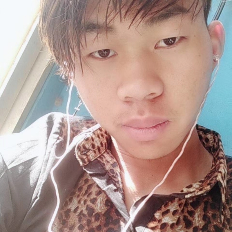 少年不在少的第三张照片--昆明交友中心