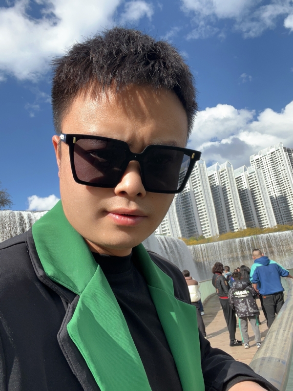 子阳的第一张照片--昆明交友中心