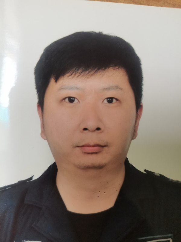 吕嘉的第一张照片--昆明交友中心